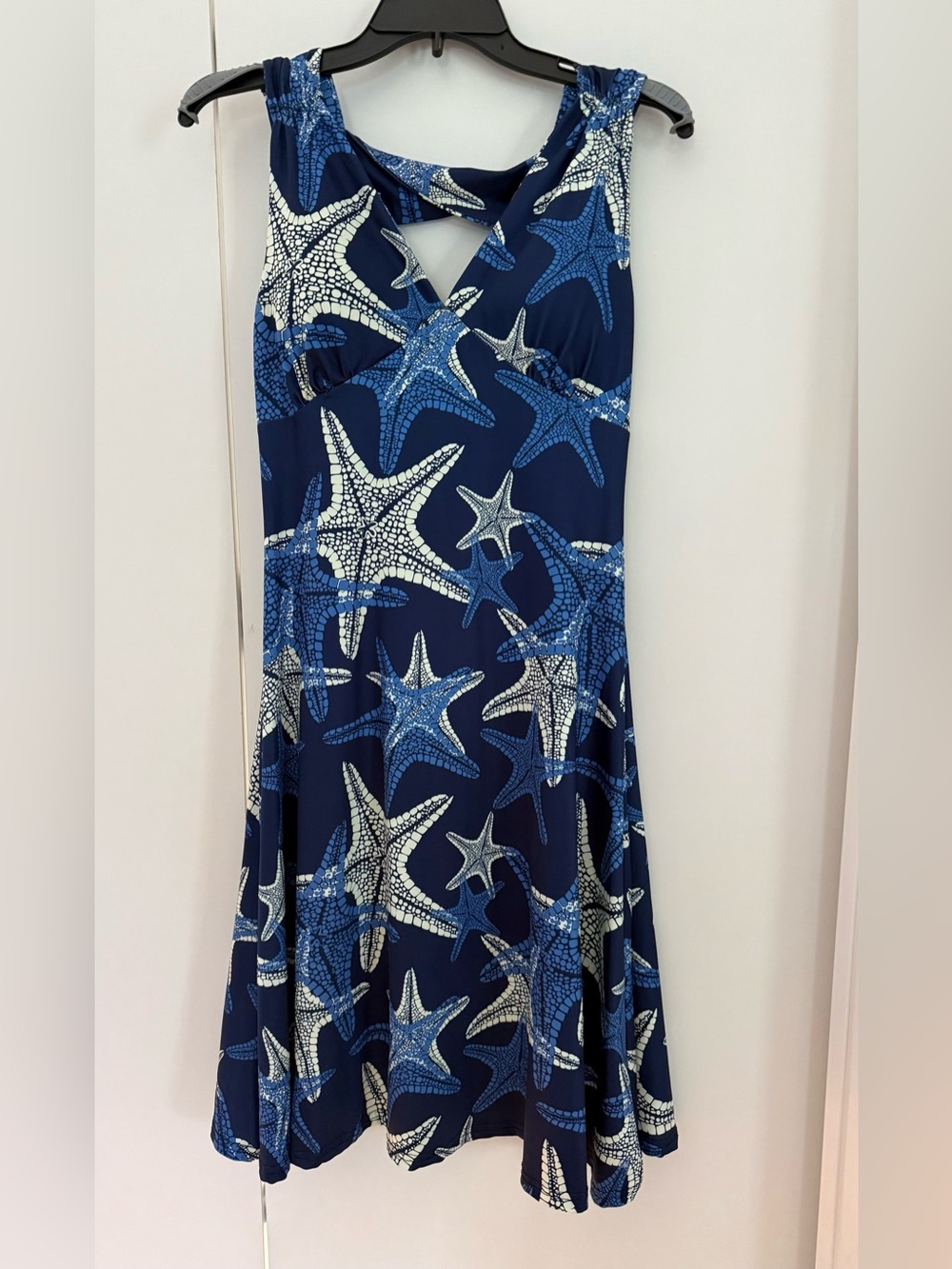 Women’s summer dress: navy blue star fish!